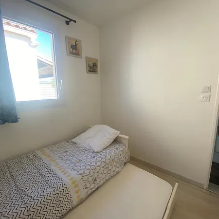 Maison A Proche Centre Avec Parking - Fr-1-22-385 Semesterbostad *