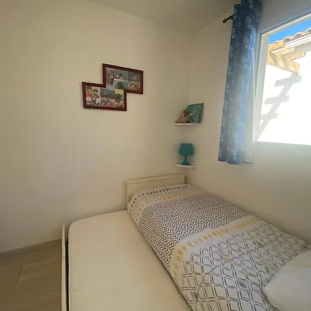 Prázdninový dům Maison A Proche Centre Avec Parking - Fr-1-22-385 *